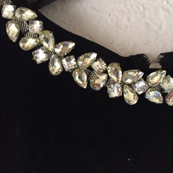 Little black dress with stone details - Picture 2 of 2